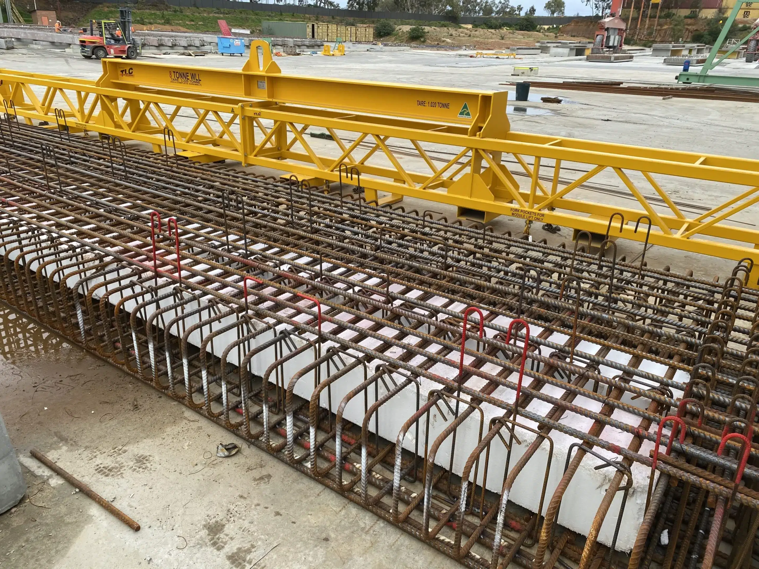 EPS void former being used in bridge deck construction